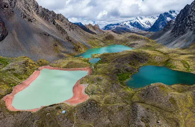 Three Ausangate lakes from the air, turquoise water with pink shores
